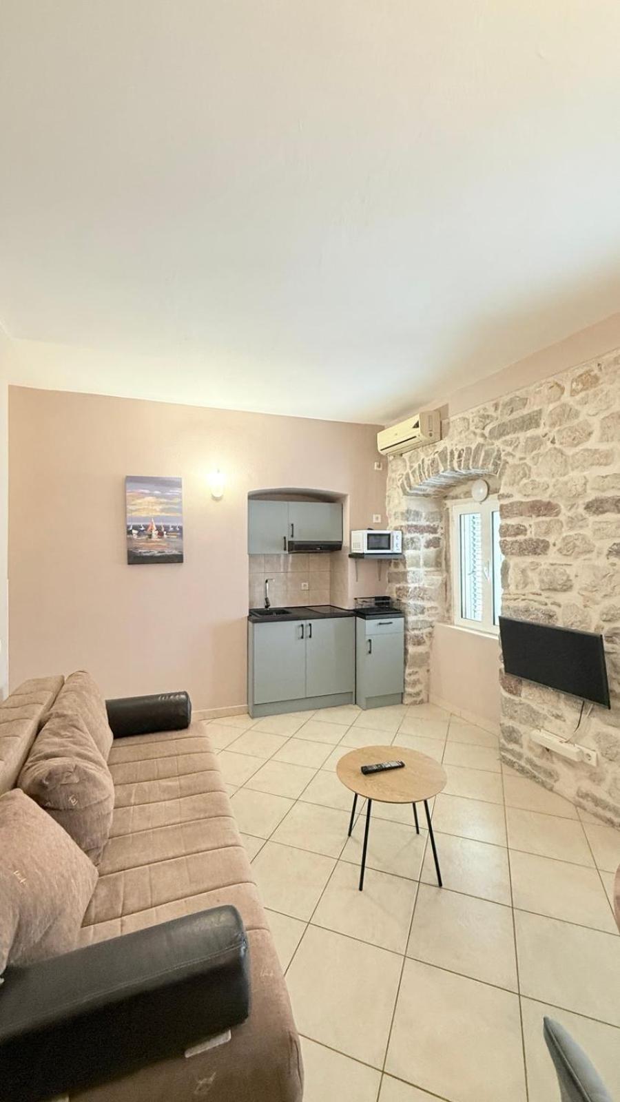 Apartments Ivanovic Kotor Luaran gambar