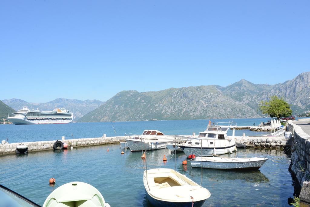 Apartments Ivanovic Kotor Luaran gambar