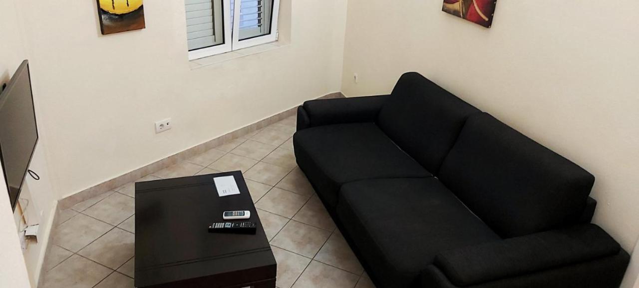 Apartments Ivanovic Kotor Luaran gambar