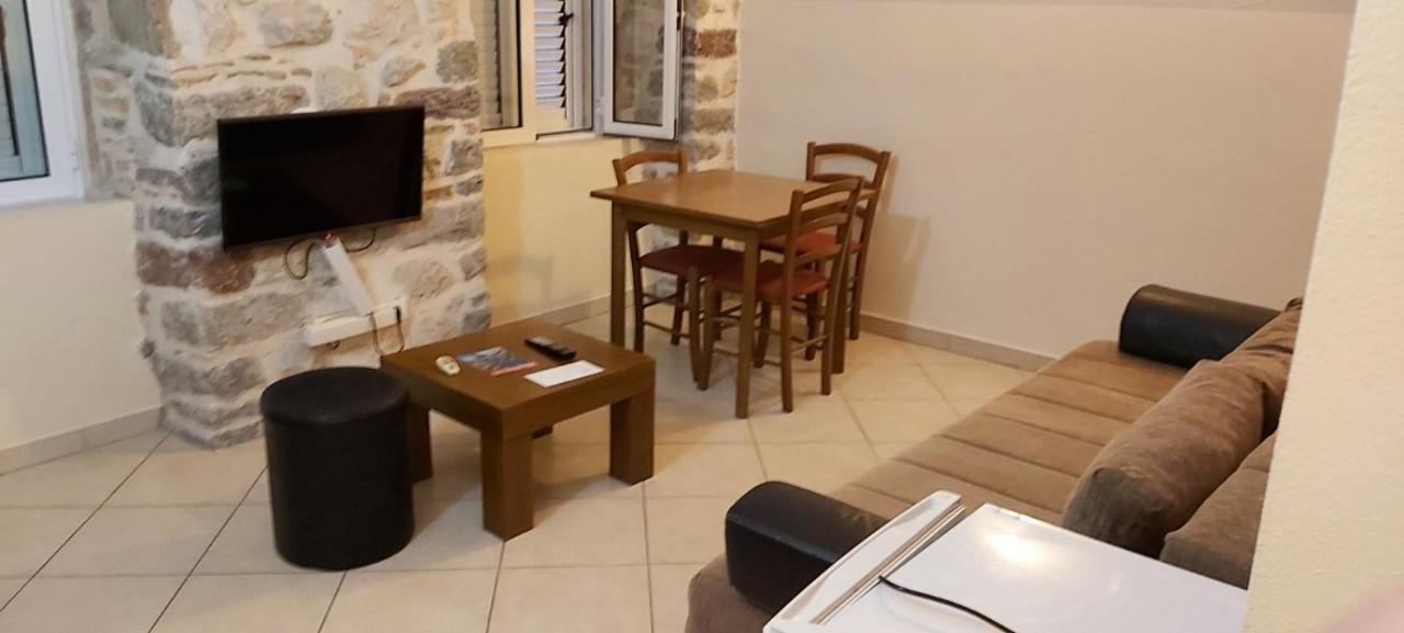 Apartments Ivanovic Kotor Luaran gambar